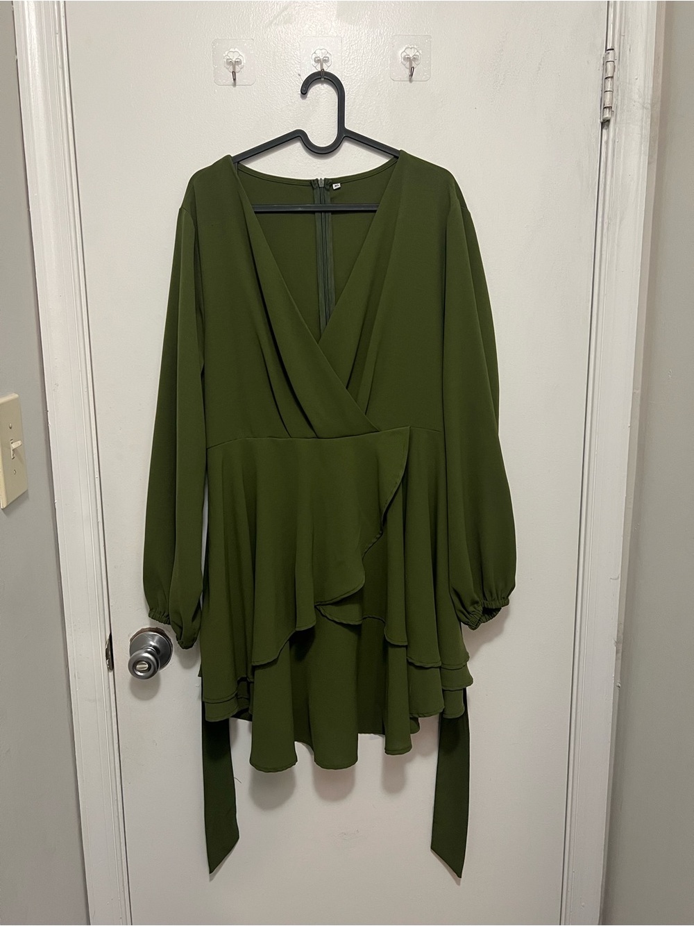V-Neck Bohemian Wrap Tie Dress - Picture 9 of 9